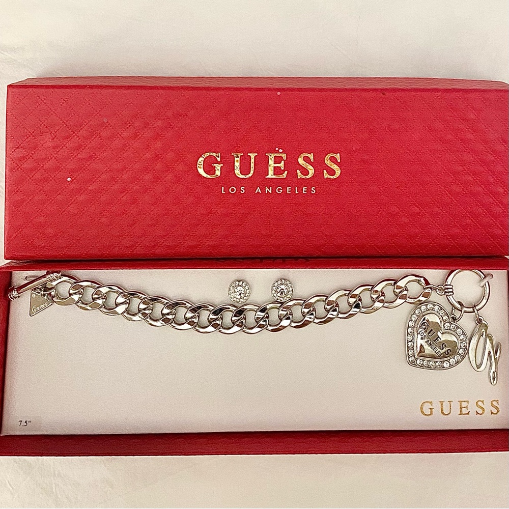 GUESS Silver Bracelet Heart Los Angeles Set with Rhinestone Earrings